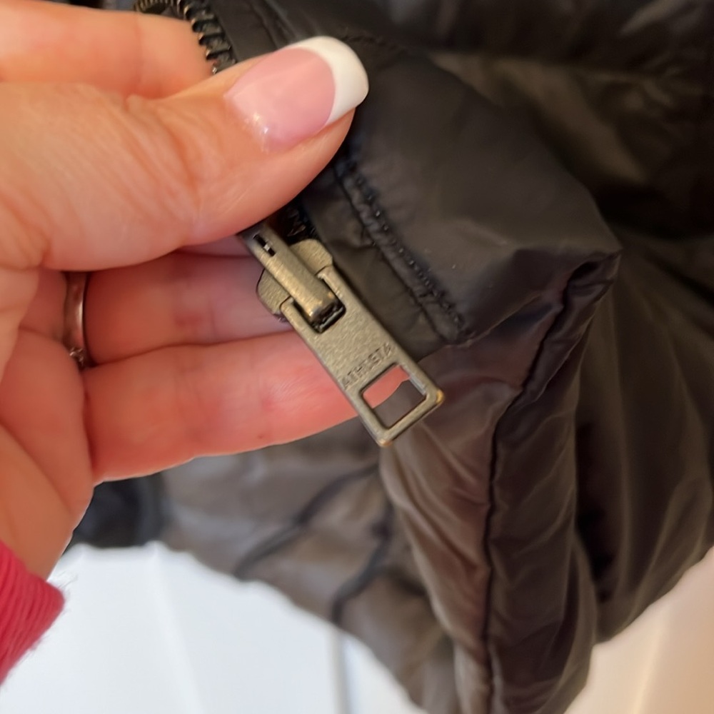 ATHLETA REVERSAWARM DOWN COAT - Reversible Black & Dark Grey - Picture 5 of 9
